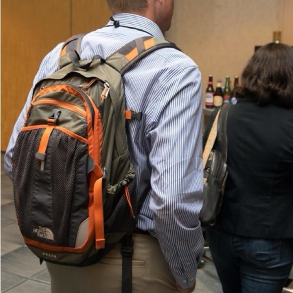UNISEX THE NORTH FACE RECON BACKPACK 30 LITER main image 6
